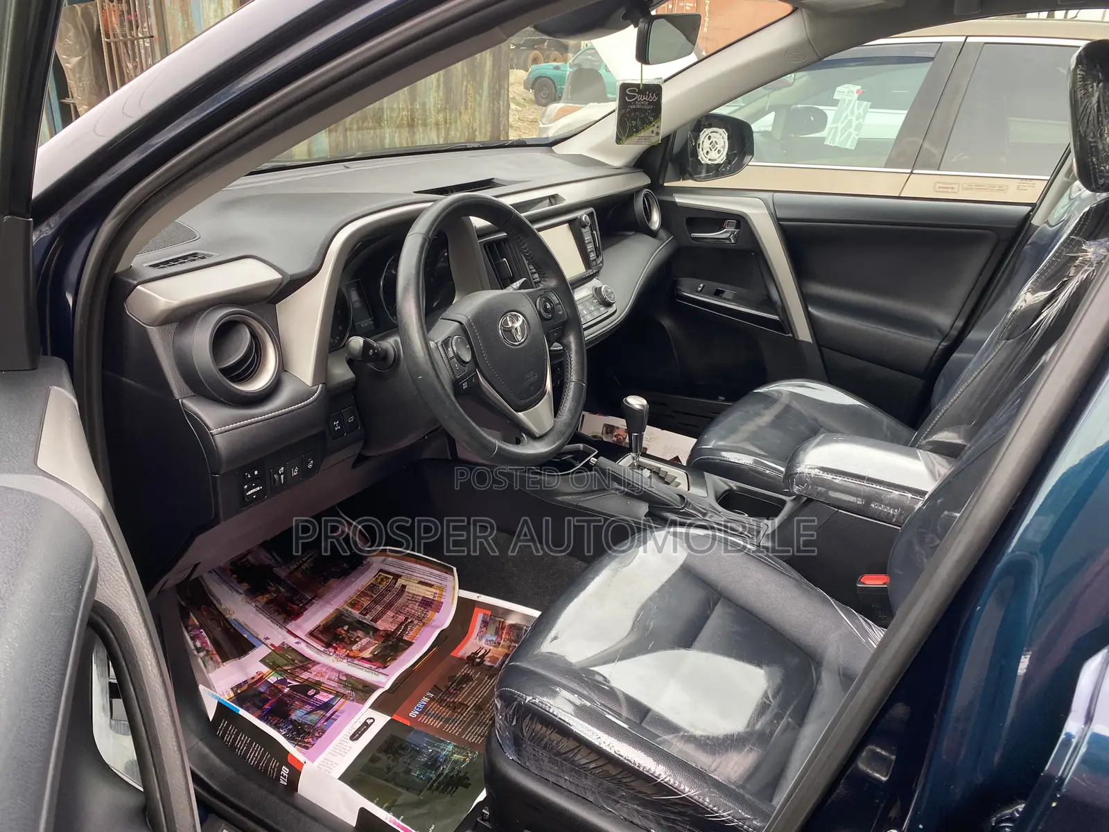 Toyota RAV4 2018 Blue