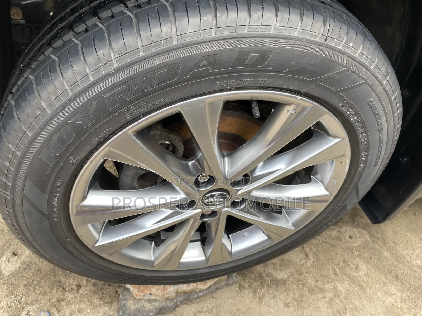 Toyota RAV4 2018 Blue