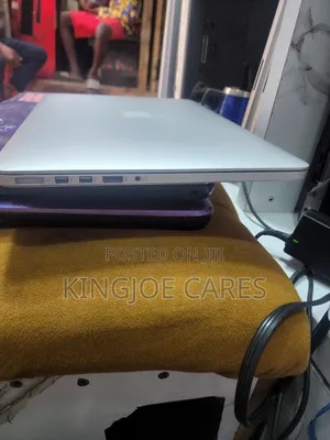 Laptop Apple MacBook Pro 2015 8GB Intel Core I5 SSD 128GB