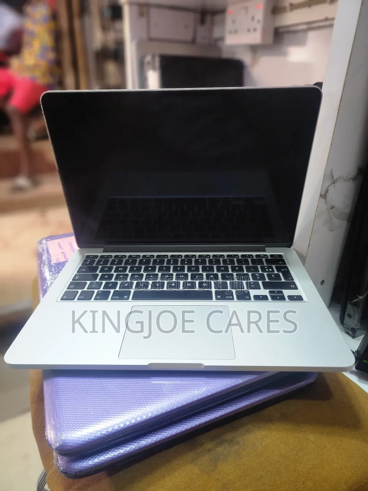 Laptop Apple MacBook Pro 2015 8GB Intel Core I5 SSD 128GB