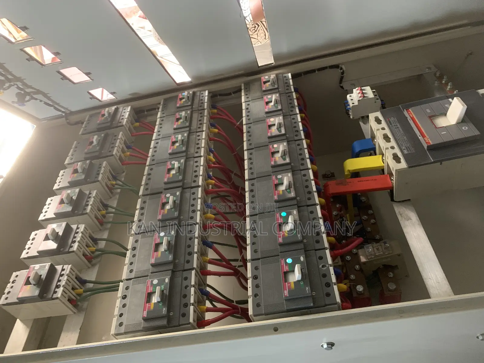 20 Ways 250amps Panel