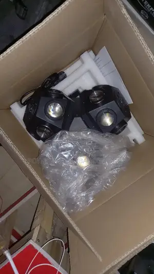 Effect Moving Head Light for Bars/ Clubs/ Event Centres