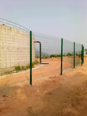 2 X 4 Mesh Wire 8ft by 9ft by 4mm Thickness