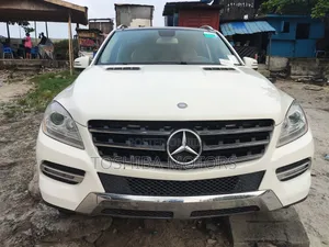 Mercedes-Benz M Class 2015 White