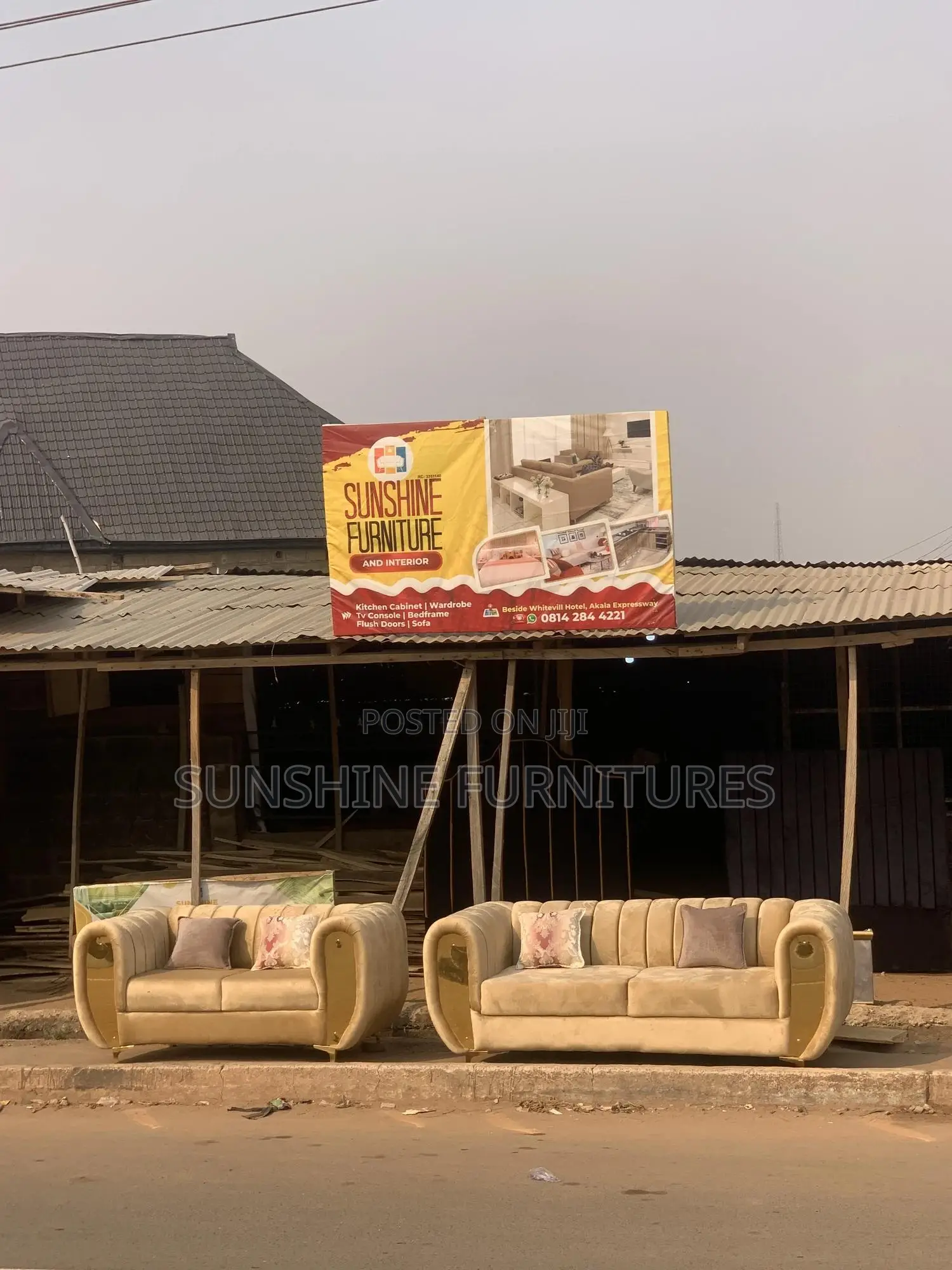 Bliks Sofa Set