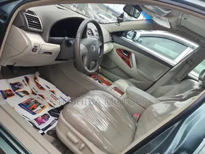 Toyota Camry XLE V6 4dr Sedan (3.5L 6cyl 6AM) 2009 Green