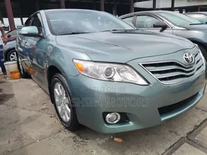 Toyota Camry XLE V6 4dr Sedan (3.5L 6cyl 6AM) 2009 Green