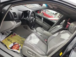 Toyota Highlander Sport 2010 Gray