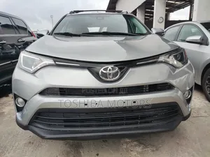 Toyota RAV4 2017 Silver