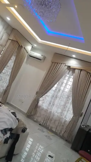 Premium Design Curtains With Unique Board
