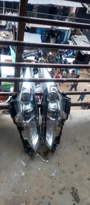 Headlight Fortuner 2018 Set