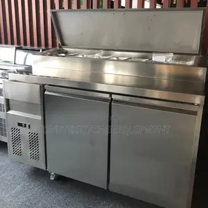 Standing Salad Bar With Side and Under Bar