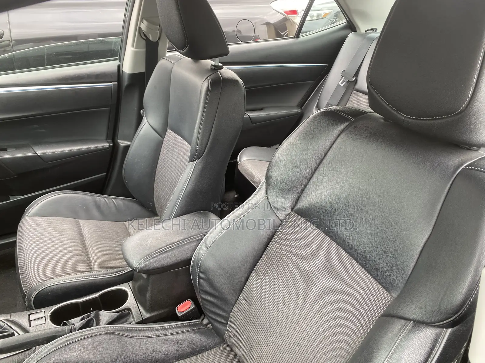 Toyota Corolla 2015 Black