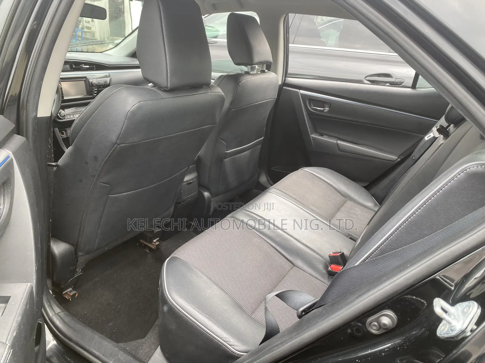 Toyota Corolla 2015 Black
