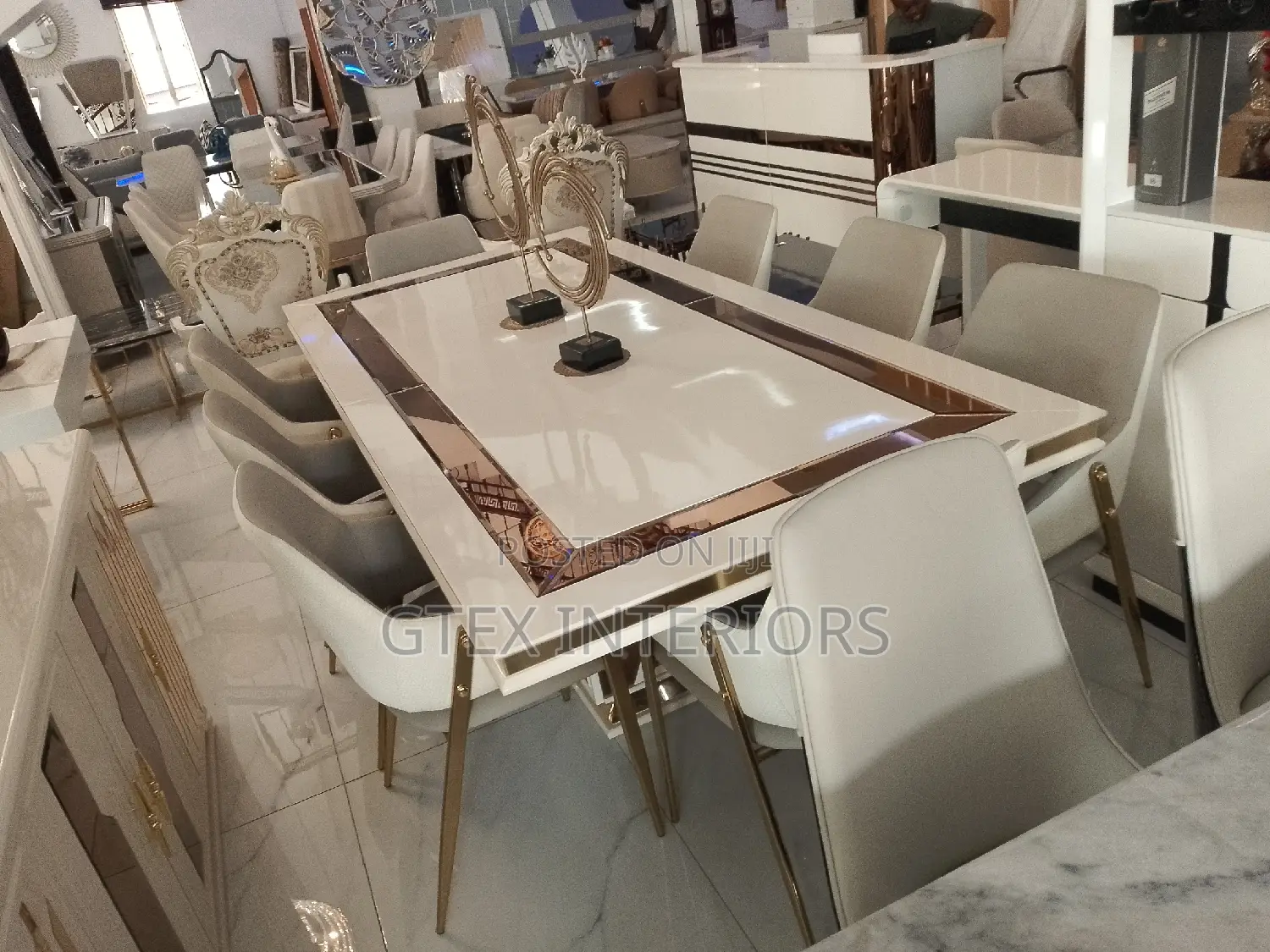 Contemporary Dinning Table Set