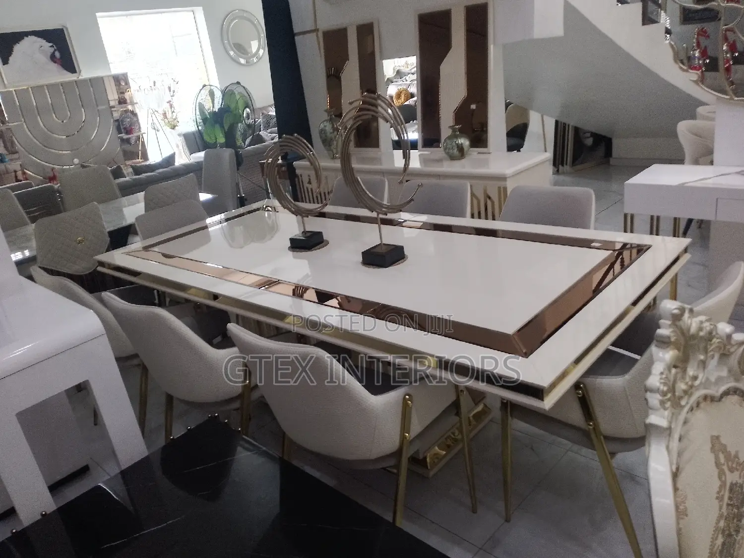 Contemporary Dinning Table Set