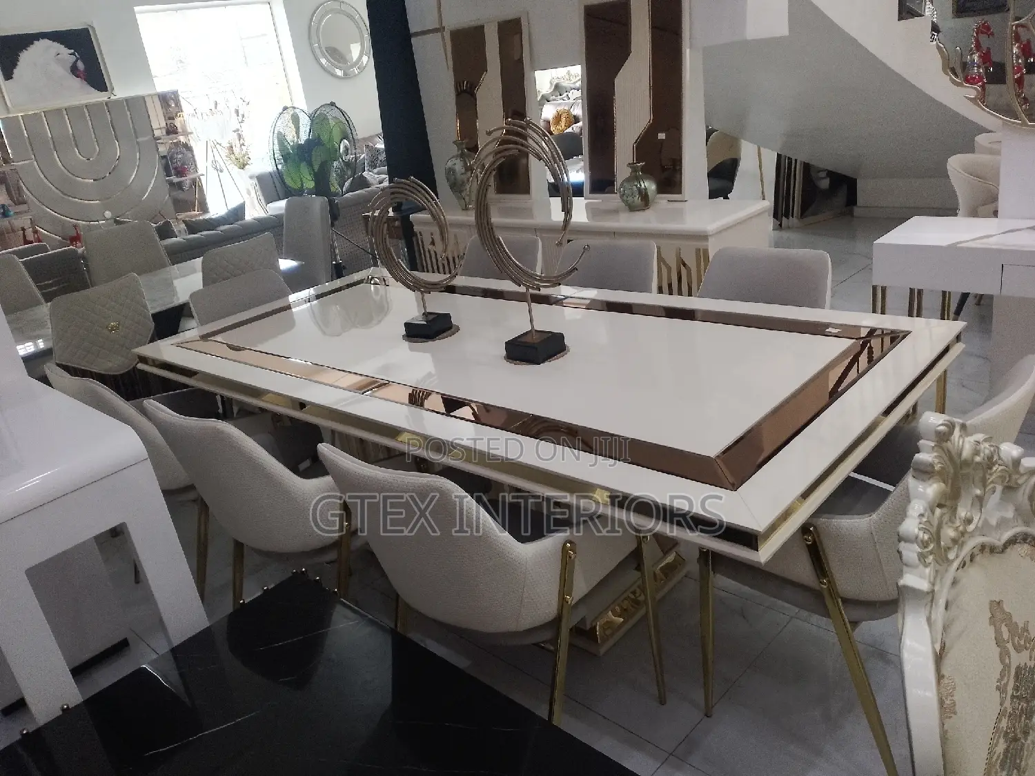Contemporary Dinning Table Set