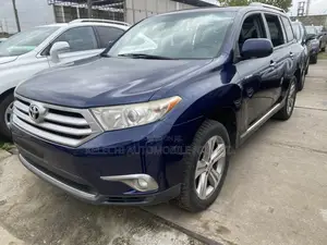 Toyota Highlander Limited 2012 Blue