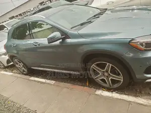 Mercedes-Benz GLA 250 2015 Blue