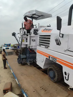 Asphalt Milling Machine for Hire