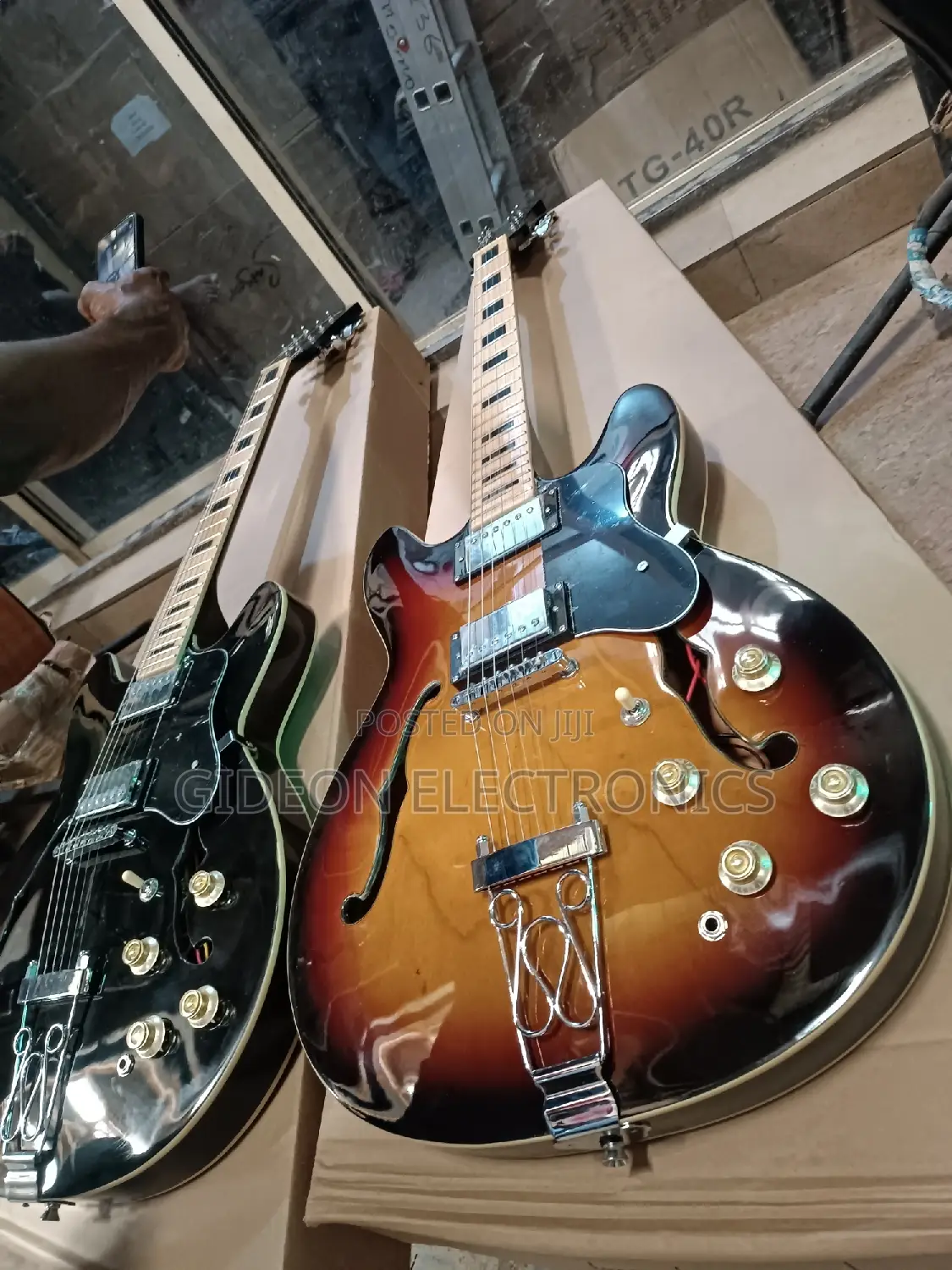 Epiphone Professional Jazz Guitar
