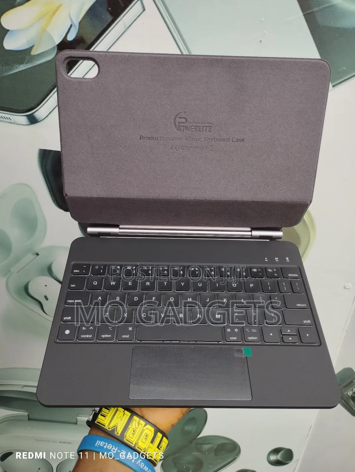 Magic Key Board for iPads