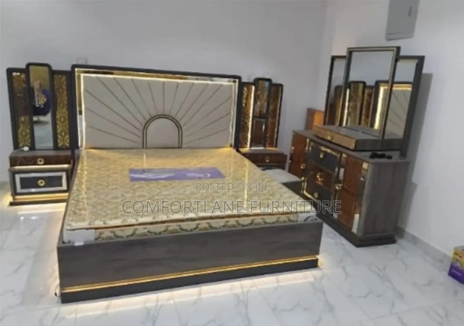 Contemporary and Unique King Sized Bed With Dressing Mirror