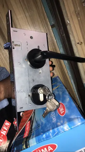 Turkeys Door Lock