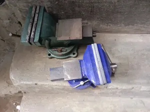 Bench Vise