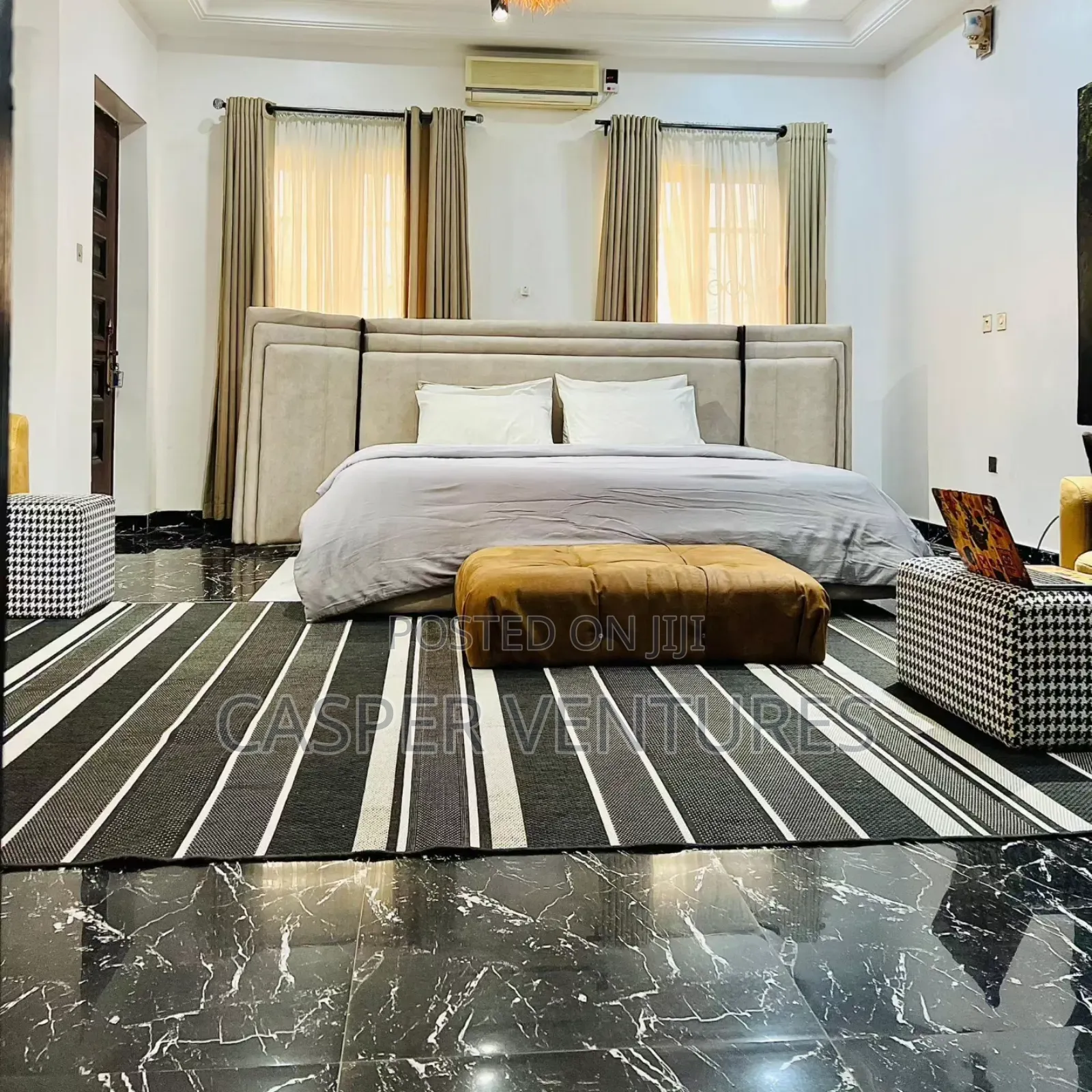 Ecstatic and Magnetic Apartment