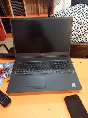 Laptop Dell Precision 7760 48GB Intel Core i5 SSD 1T