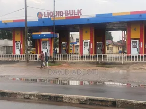 Filling Station