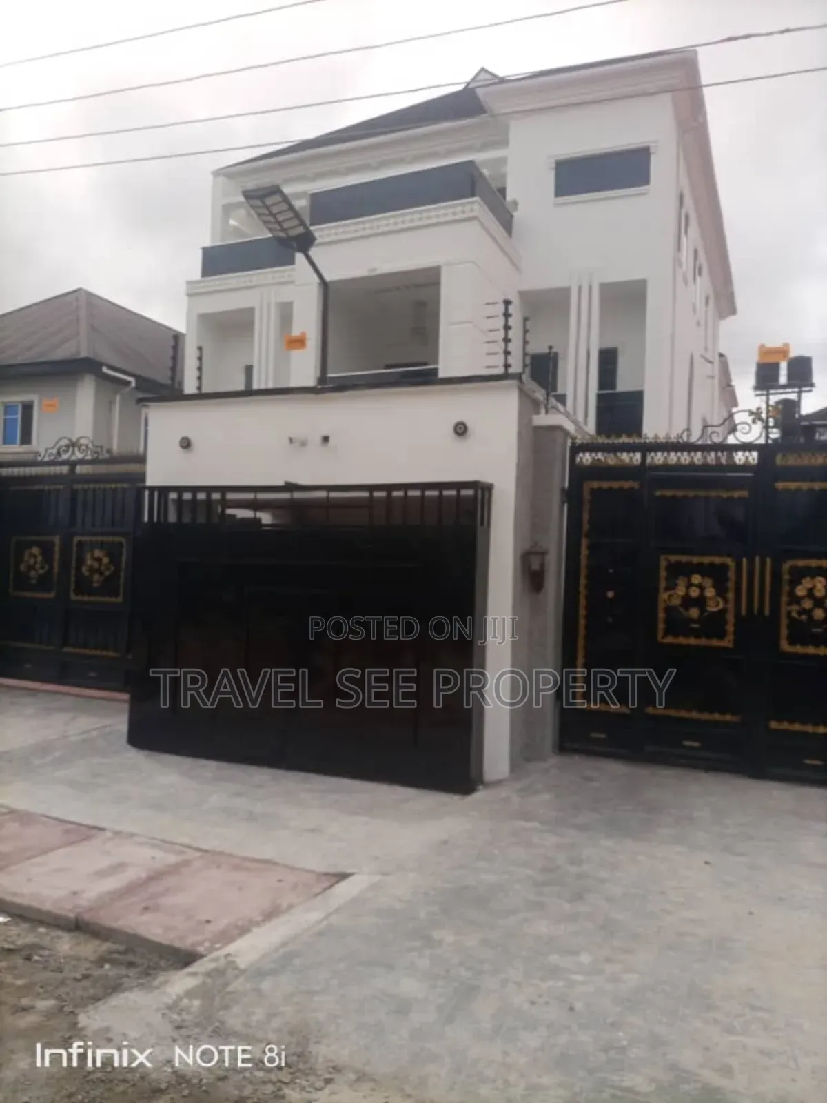 Furnished 2bdrm Mansion in Residential Area, Awoyaya for rent