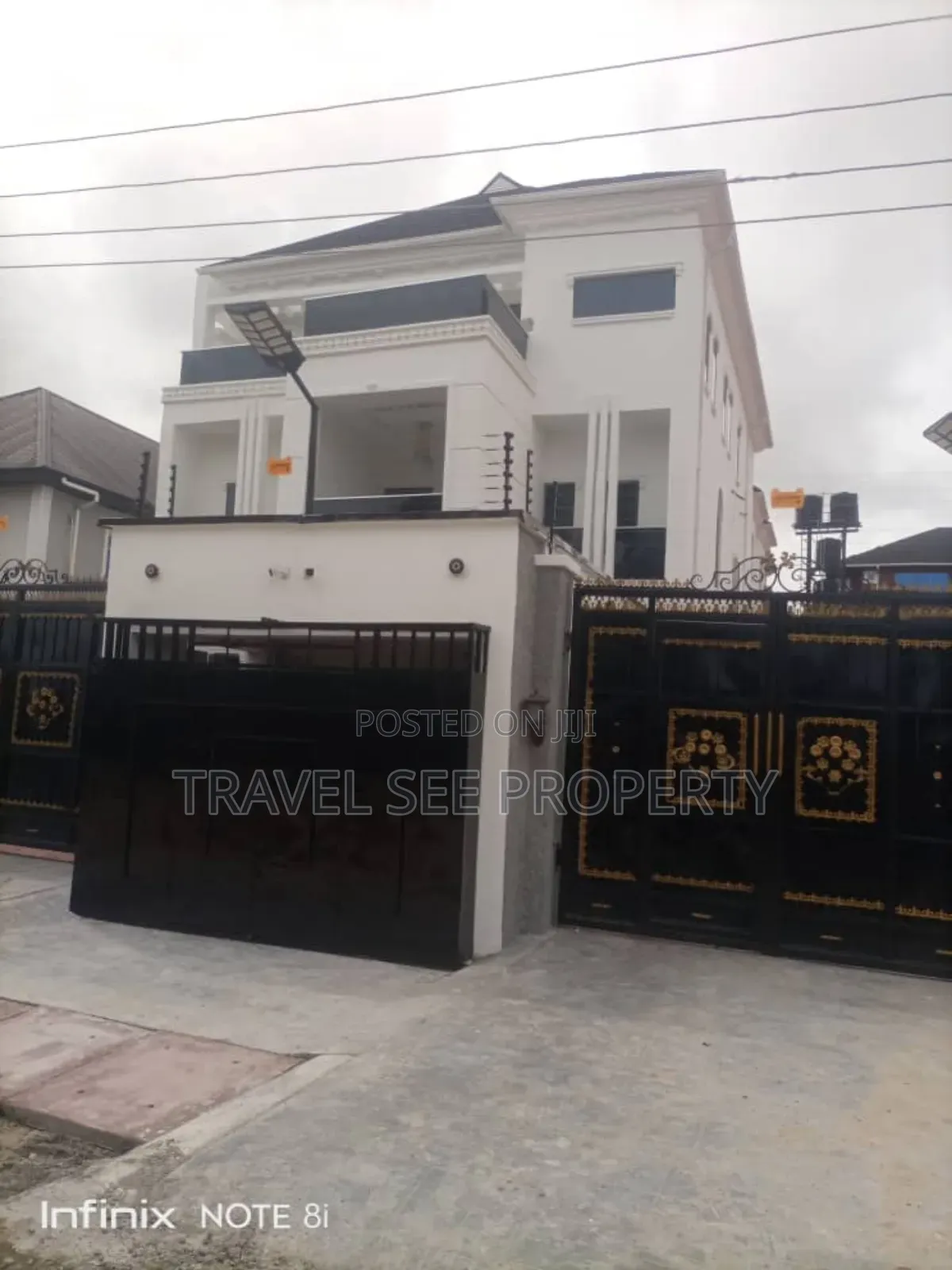 Furnished 2bdrm Mansion in Residential Area, Awoyaya for rent