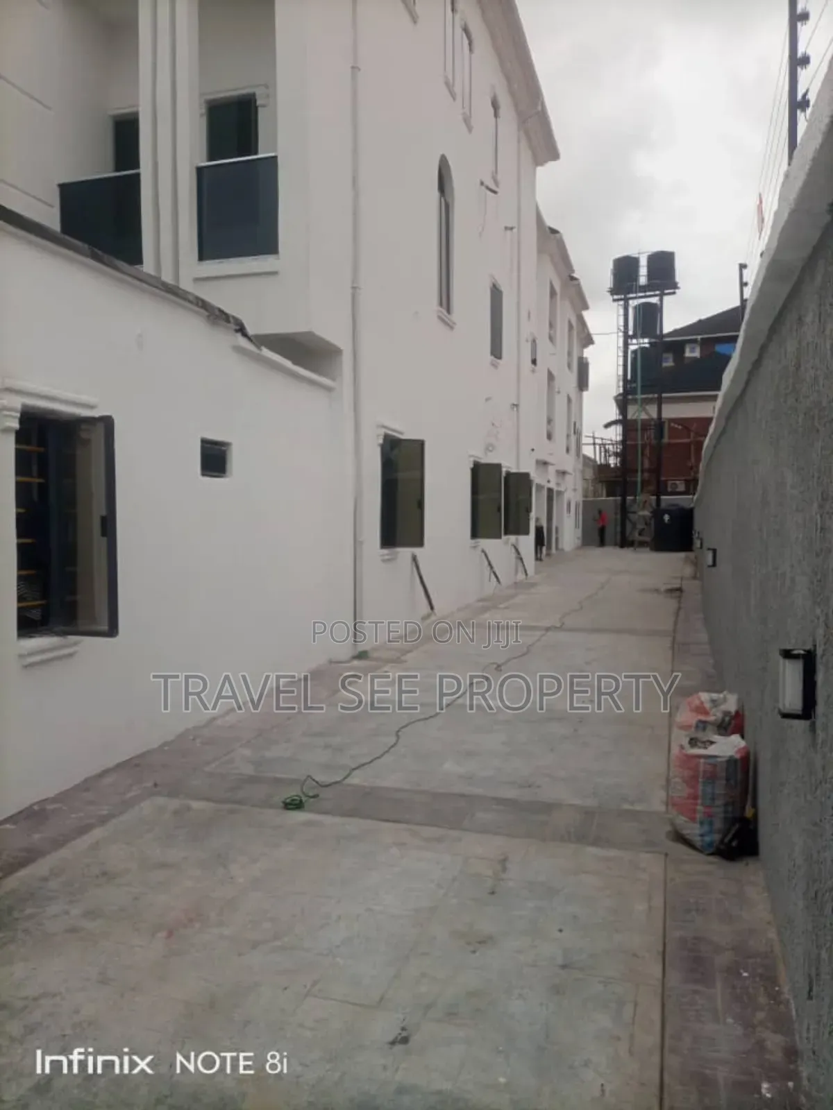 Furnished 2bdrm Mansion in Residential Area, Awoyaya for rent