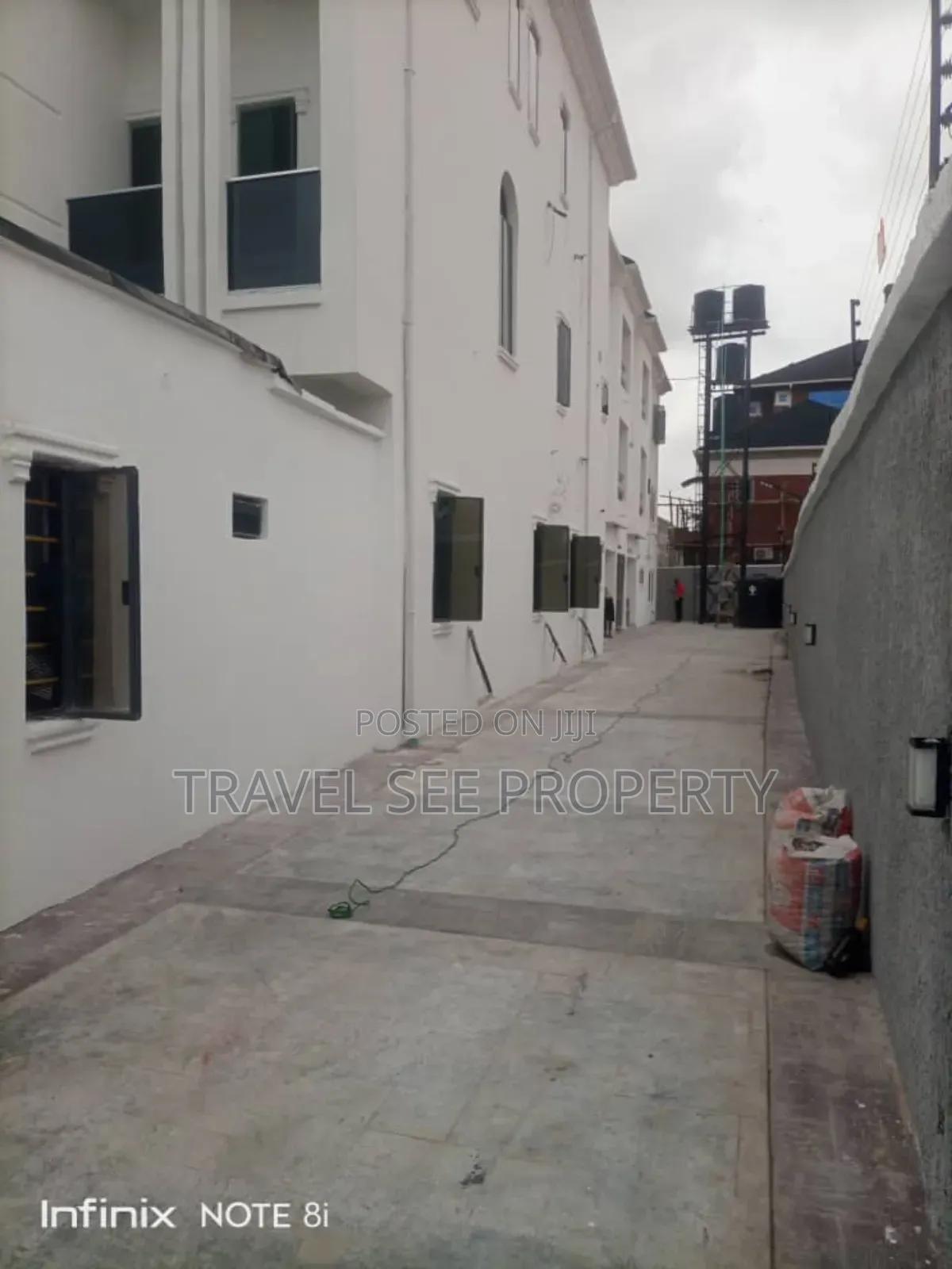 Furnished 2bdrm Mansion in Residential Area, Awoyaya for rent