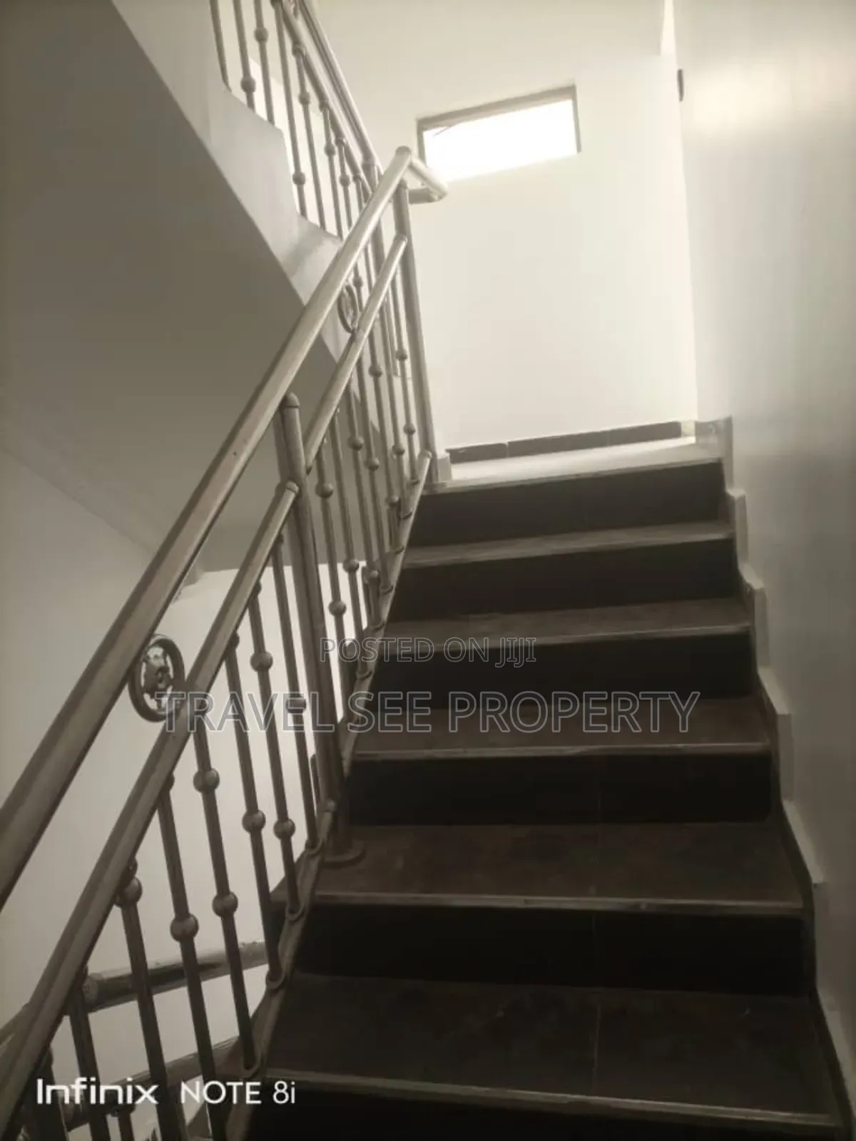 Furnished 2bdrm Mansion in Residential Area, Awoyaya for rent