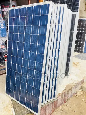 Canadian 300w Solar Panels