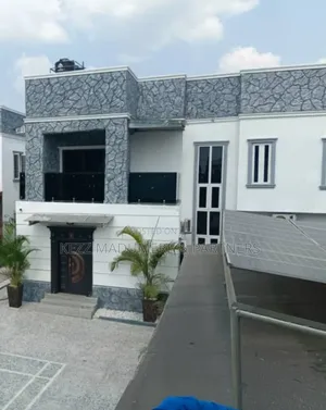 4bdrm Duplex in Shell Cooperative, Port-Harcourt for sale