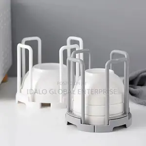 Retractable Bowl Holder