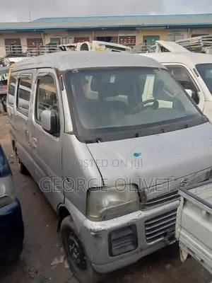 Suzuki APV Minibus 2007 Gold