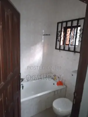 Furnished 3bdrm Apartment in Guobadia Country, Benin City for rent