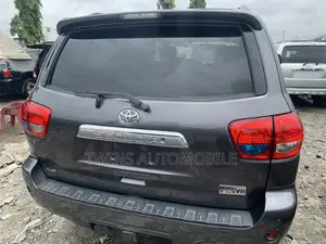 Toyota Sequoia 2012 Gray