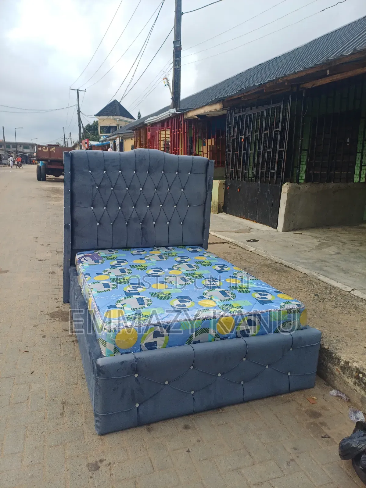 4.5 By6ft Frame and Mattress