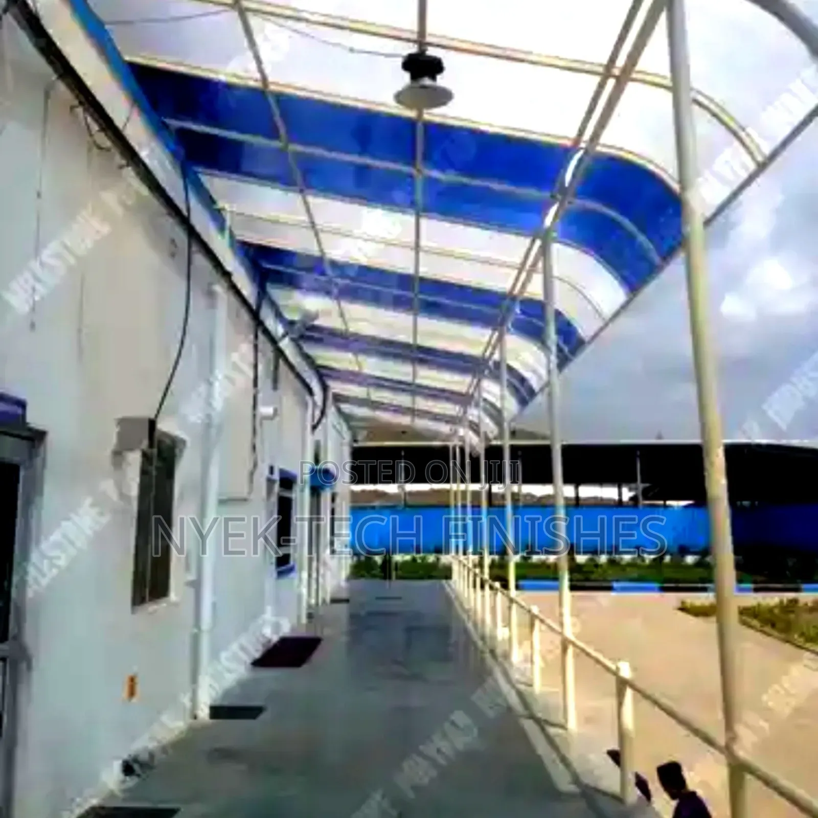 Polycarbonate Hollow Sheets for Roofing and Shades /Canopy