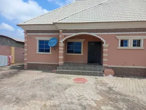 2bdrm Block of Flats in Nil, Ilorin South for sale