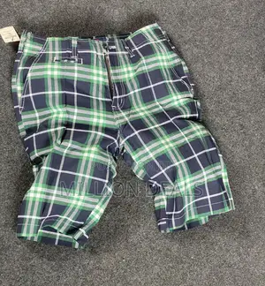 Checkered Simple Men’S Shorts “32”