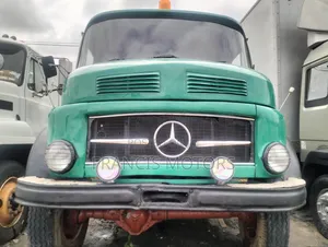 Mercedes Benz Tiper