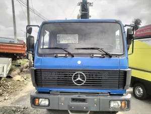 1422 Mercedes Benz Truck