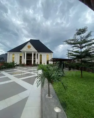 Furnished 5bdrm Maisonette in Sar Road, Port-Harcourt for sale